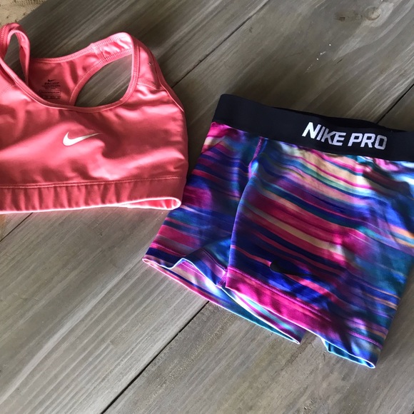 Nike bundle - Picture 2 of 12